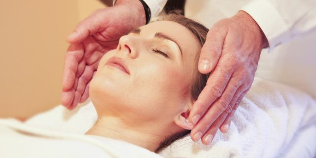 Massaggio reiki: siamo fatti di energie in cerca di equilibrio Massaggio reiki: siamo fatti di energie in cerca di equilibrio