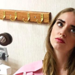 “Sarà difficile restare incinta”: cos’è l’ovaio policistico di cui soffre Chiara Ferragni