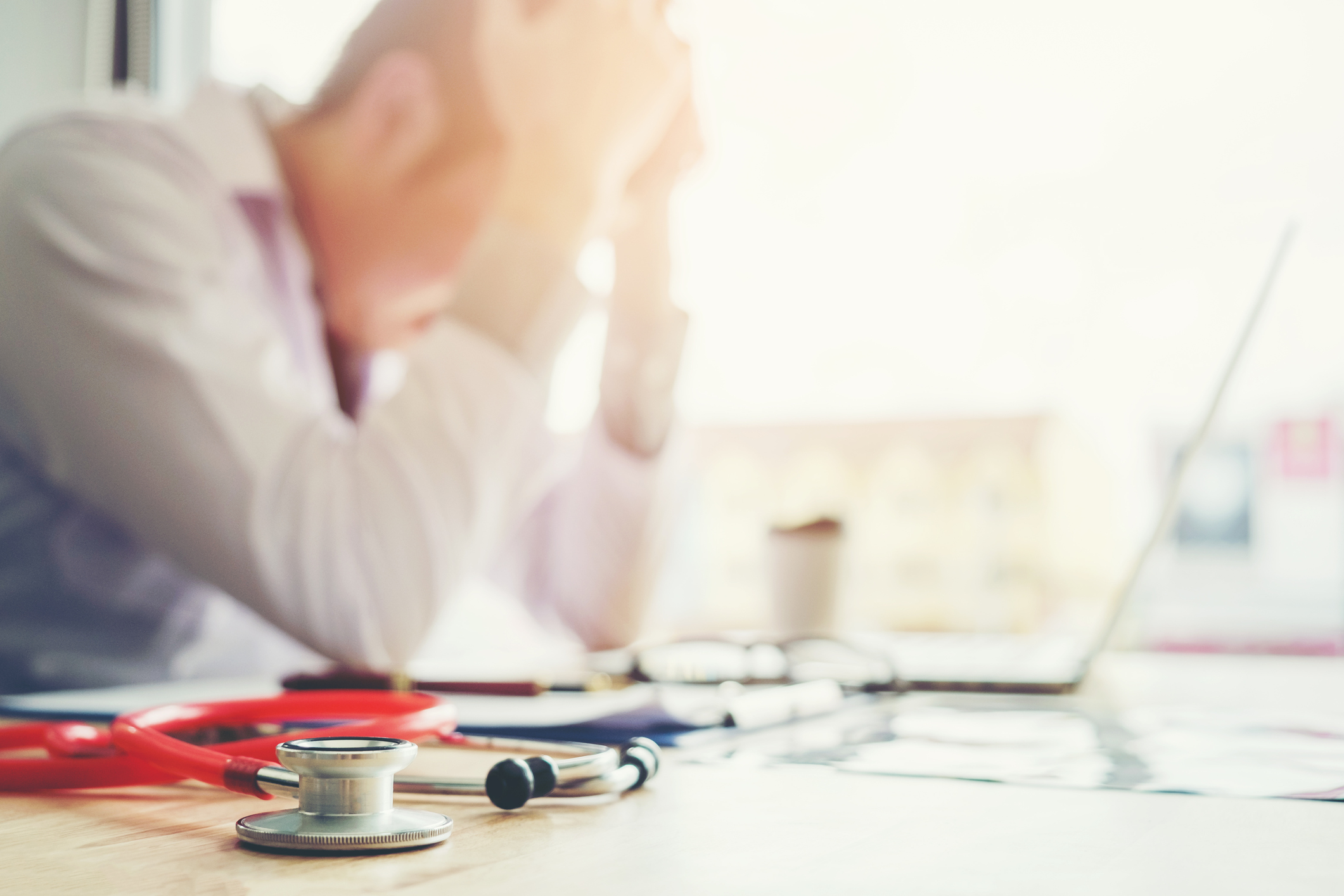 “Non è solo nella mia testa, non è esagerazione”: 6 storie di burnout