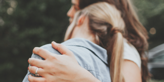 come aiutare una persona depressa