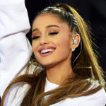 "Non so cosa stia succedendo al mio corpo": il post di Ariana Grande preoccupa i fan
