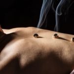 Moxa, la tecnica terapeutica orientale che sfrutta il potere curativo del calore