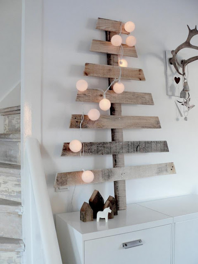 Natale Low Cost: alberi di natale creativi... anche senza aghi!