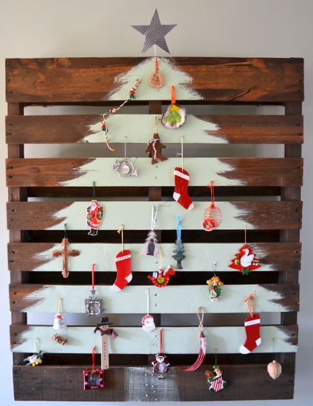 Natale Low Cost: alberi di natale creativi... anche senza aghi!