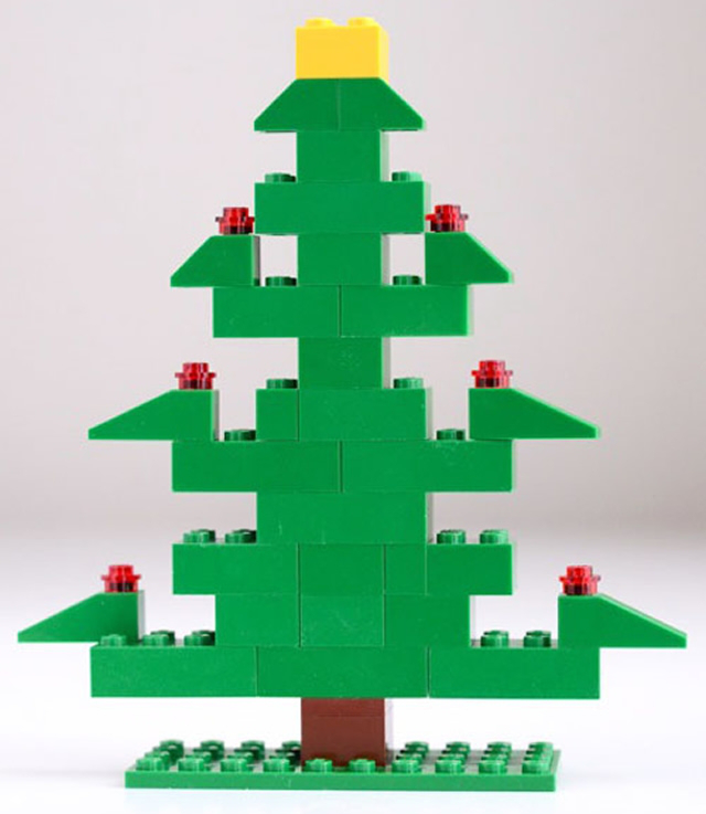 Natale Low Cost: alberi di natale creativi... anche senza aghi!