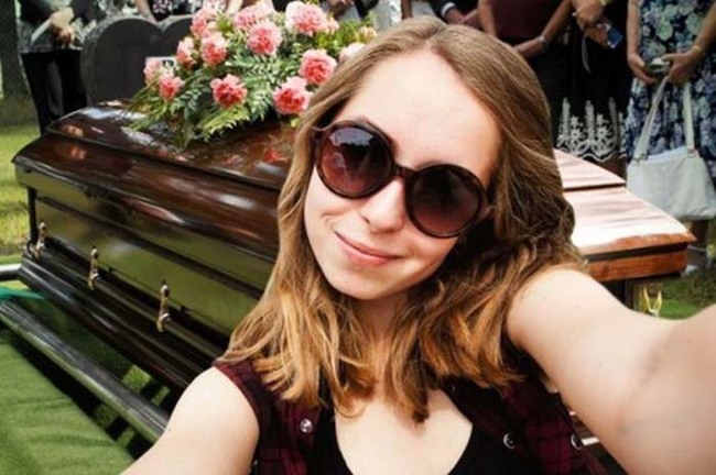 I Selfie Più Strani E Pazzi Del Web