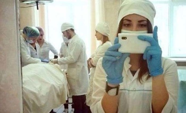 I Selfie Più Strani E Pazzi Del Web