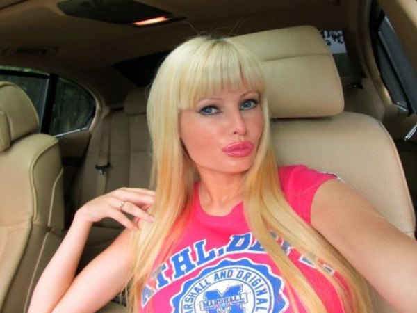 Victoria Wild, La Bambola Gonfiabile Umana