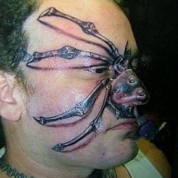 I tatuaggi più brutti (e assurdi) del mondo