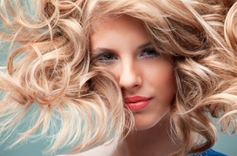 Flamboyage, la Tendenza dell'Inverno per i Tuoi Capelli Flamboyage, la Tendenza dell'Inverno per i Tuoi Capelli