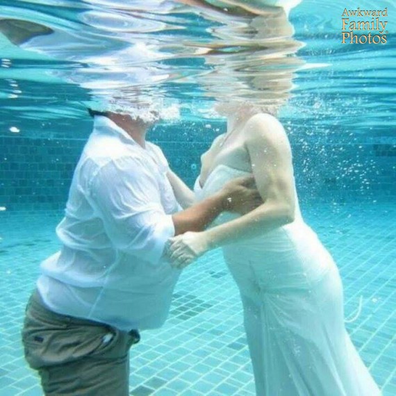 Le Peggiori Foto di Matrimonio Degli Album di Nozze