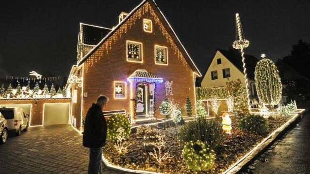Le folli decorazioni natalizie che ti lasceranno a bocca aperta