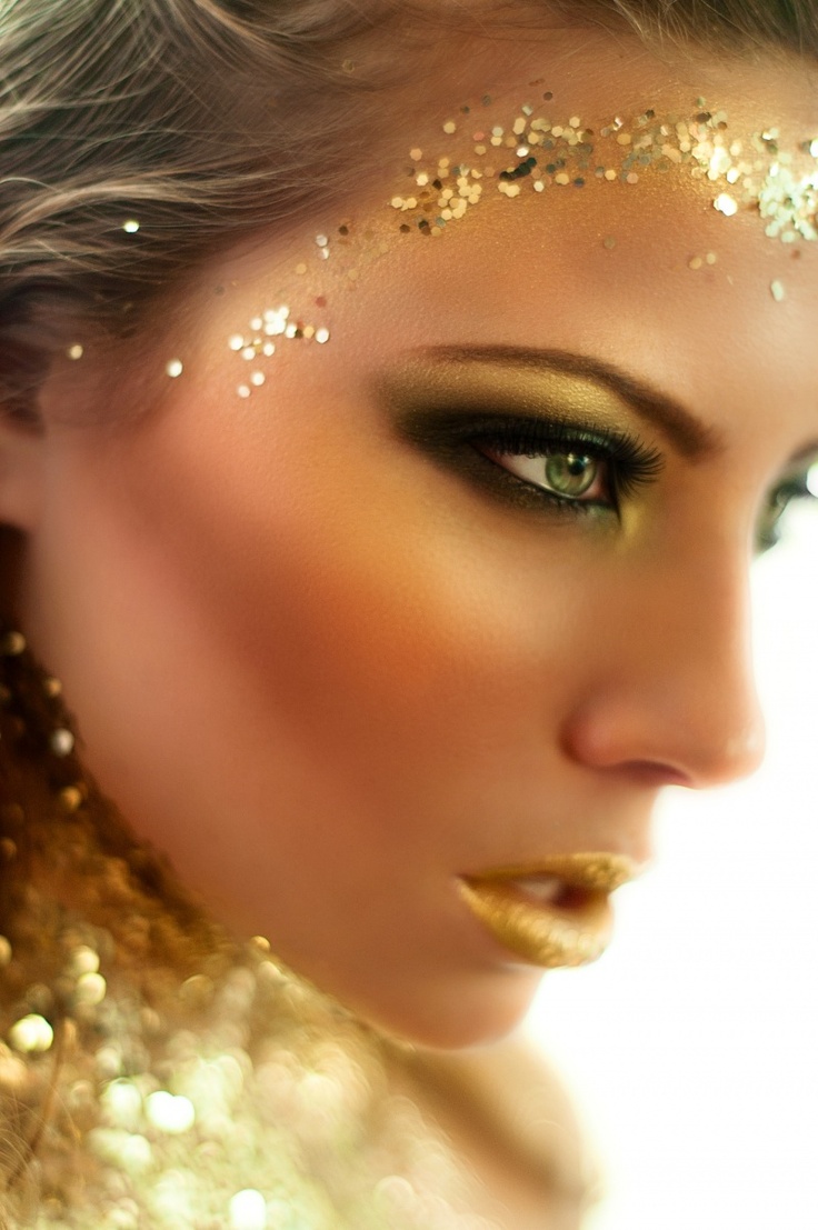 MakeUp di Capodanno 2015: Tante Idee Per Non Passare Inosservate