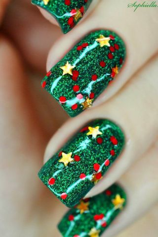Nail Art Natalizie: Tante Idee per Rendere Uniche le tue Unghie Nail Art Natalizie: Tante Idee per Rendere Uniche le tue Unghie