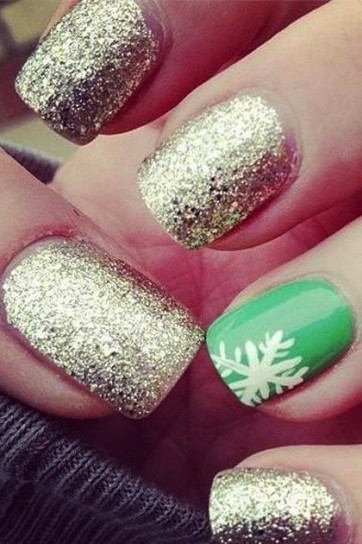 Nail Art Natalizie: Tante Idee per Rendere Uniche le tue Unghie