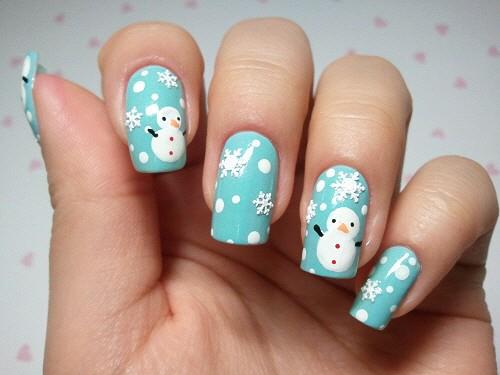 Nail Art Natalizie: Tante Idee per Rendere Uniche le tue Unghie
