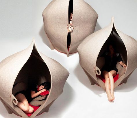 Sedie e Poltrone dal Design Unico che Stravolgeranno la Tua Casa