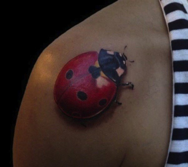 I Più Strani Tatuaggi in 3D che Ti Stupiranno