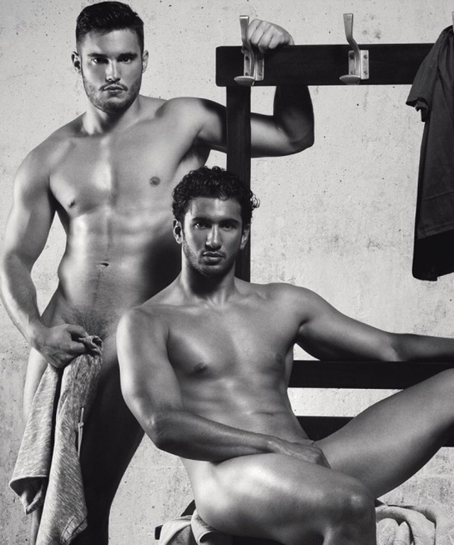 Gli Sportivi Francesi messi a Nudo: il Calendario "Dieux du Stade"