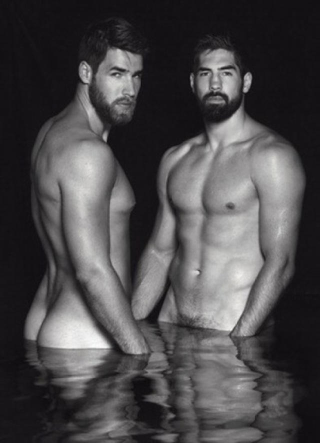 Gli Sportivi Francesi messi a Nudo: il Calendario "Dieux du Stade"