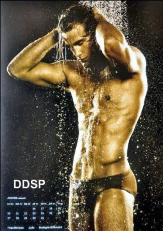 Gli Sportivi Francesi messi a Nudo: il Calendario "Dieux du Stade"