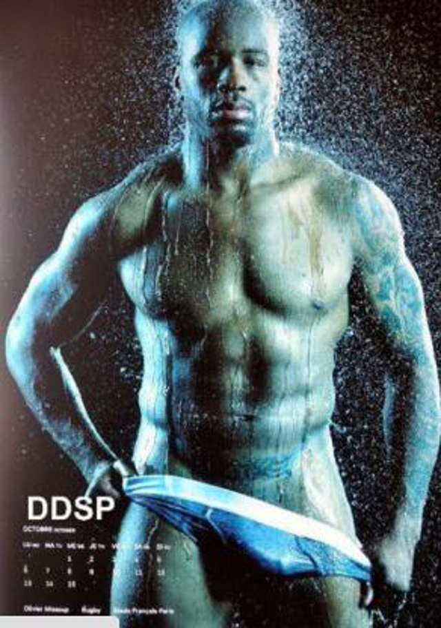 Gli Sportivi Francesi messi a Nudo: il Calendario "Dieux du Stade"