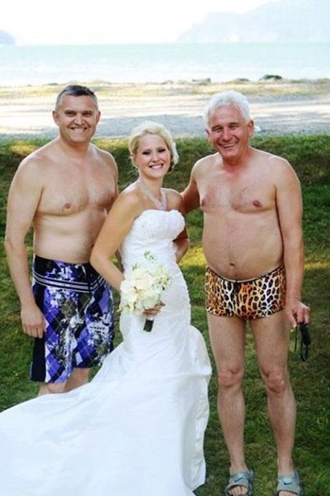 Le Peggiori Foto di Matrimonio Degli Album di Nozze