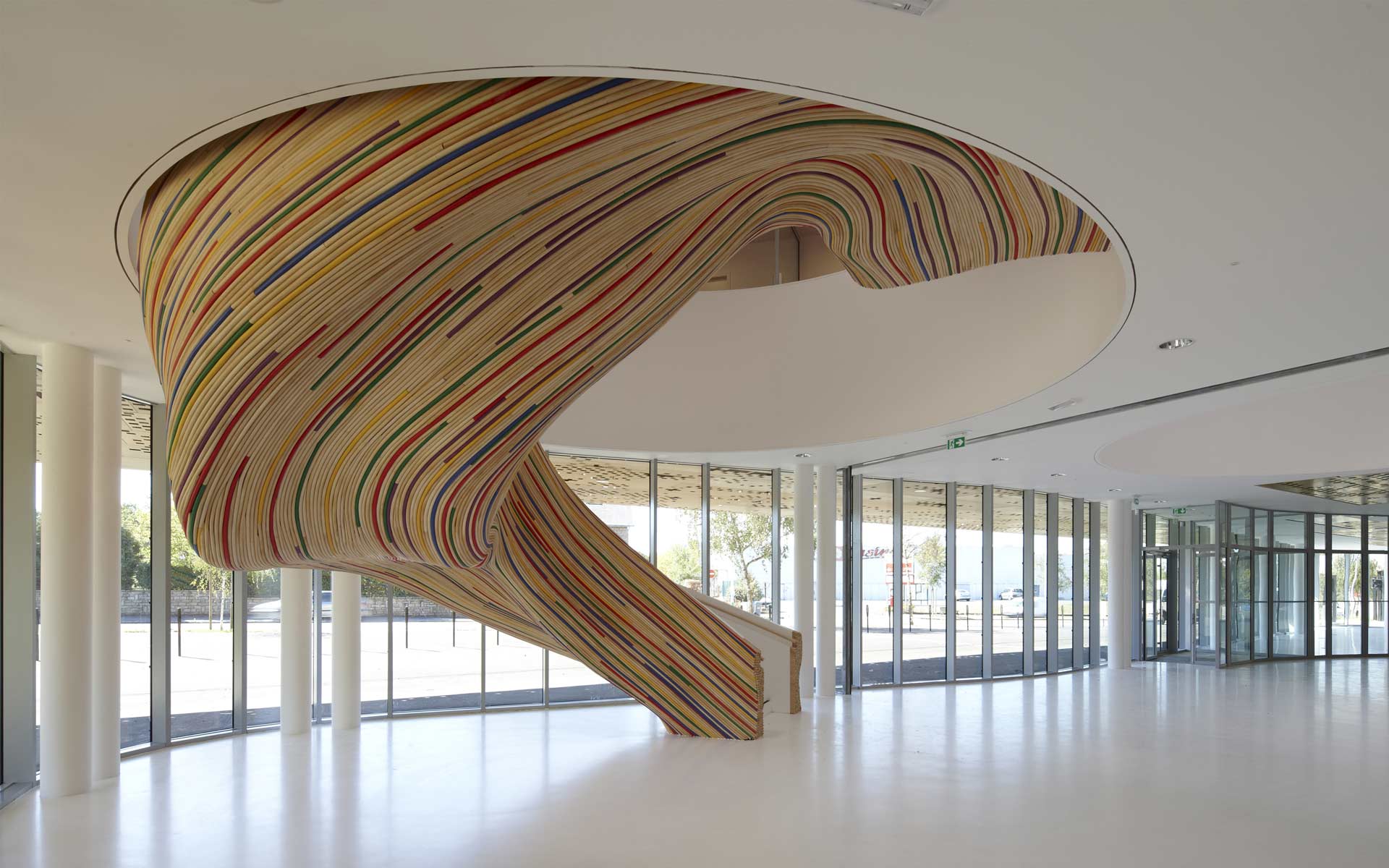 Scale Insolite e Creative: per Sconvolgere la tua Idea di Gradini!