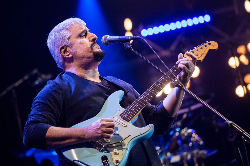 Pino Daniele: le più belle foto e parole per ricordare un grande artista e uomo