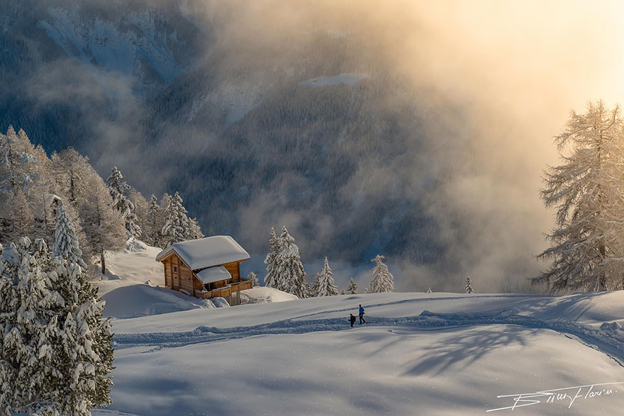 20 Suggestive Case Immerse nei Maestosi Paesaggi Invernali