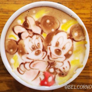 Latte Art Disney: 20 Cappuccini Troppo Belli per essere Bevuti Latte Art Disney: 20 Cappuccini Troppo Belli per essere Bevuti