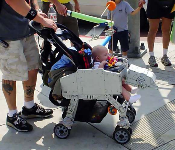 I Passeggini Per Bambini Più Assurdi di Sempre (voi lo usereste?)