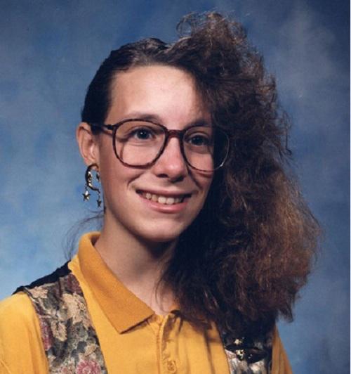 Le Peggiori Foto (e Pettinature) degli Anni '80 e '90 che vi faranno Rabbrividire