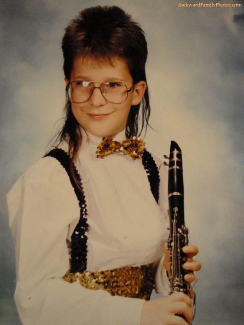 Le Peggiori Foto (e Pettinature) degli Anni '80 e '90 che vi faranno Rabbrividire