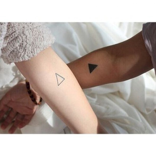 Le Più Belle Idee per Tatuaggi di Coppia da Fare con il Tuo Partner