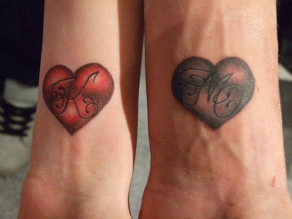 Le Più Belle Idee per Tatuaggi di Coppia da Fare con il Tuo Partner