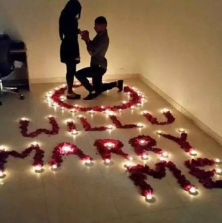 Le Proposte Di Matrimonio Più Romantiche di Sempre Le Proposte Di Matrimonio Più Romantiche di Sempre