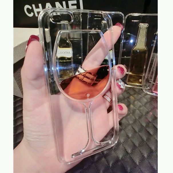 Le Cover per Smartphone Più Strane (e Folli) che Abbiate Mai Visto