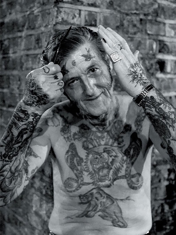 Vi Siete Mai Chiesti Come Saremo da Vecchi con i Tatuaggi?