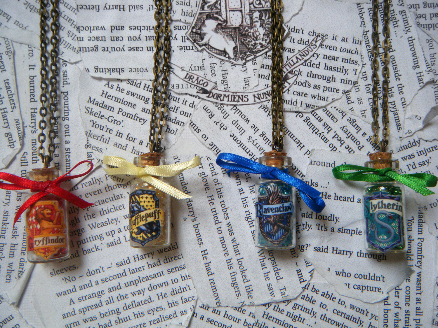 Gioielli Ispirati ad Harry Potter che Faranno Impazzire Tutte le Fan