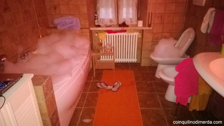 Coinquilini di M.... Quando Coabitare è un Vero Incubo!