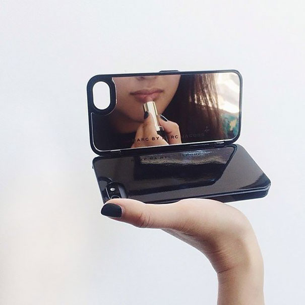Le Cover per Smartphone Più Strane (e Folli) che Abbiate Mai Visto