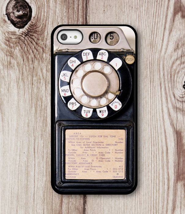 Le Cover per Smartphone Più Strane (e Folli) che Abbiate Mai Visto