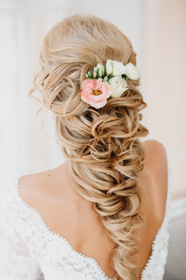 Acconciature da Sposa per Capelli Lunghi: 20 Idee per Sentirti una Principessa