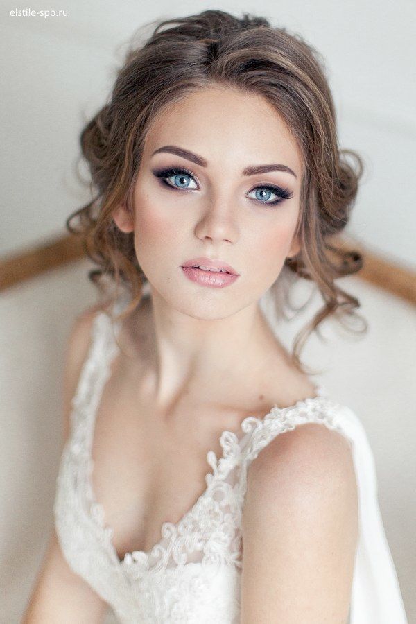 Acconciature da Sposa per Capelli Lunghi: 20 Idee per Sentirti una Principessa