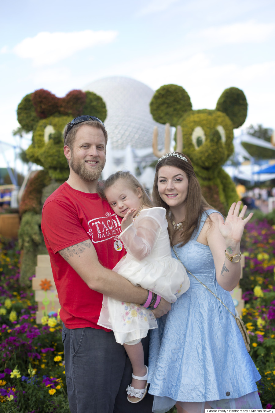 Come una Principessa Disney per Superare le Diversità: le Magiche Foto di una Bimba Speciale