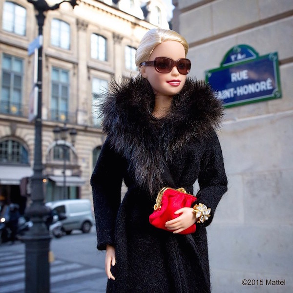 Barbie come una Fashion Blogger: ecco il suo Account Instagram