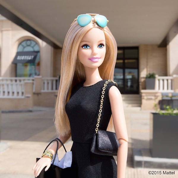 Barbie come una Fashion Blogger: ecco il suo Account Instagram