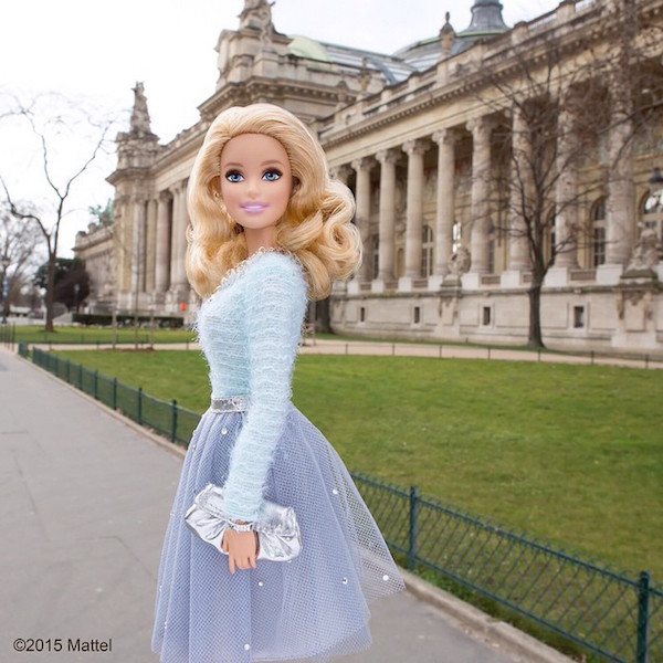 Barbie come una Fashion Blogger: ecco il suo Account Instagram