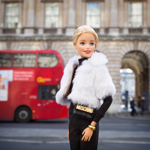 Barbie come una Fashion Blogger: ecco il suo Account Instagram